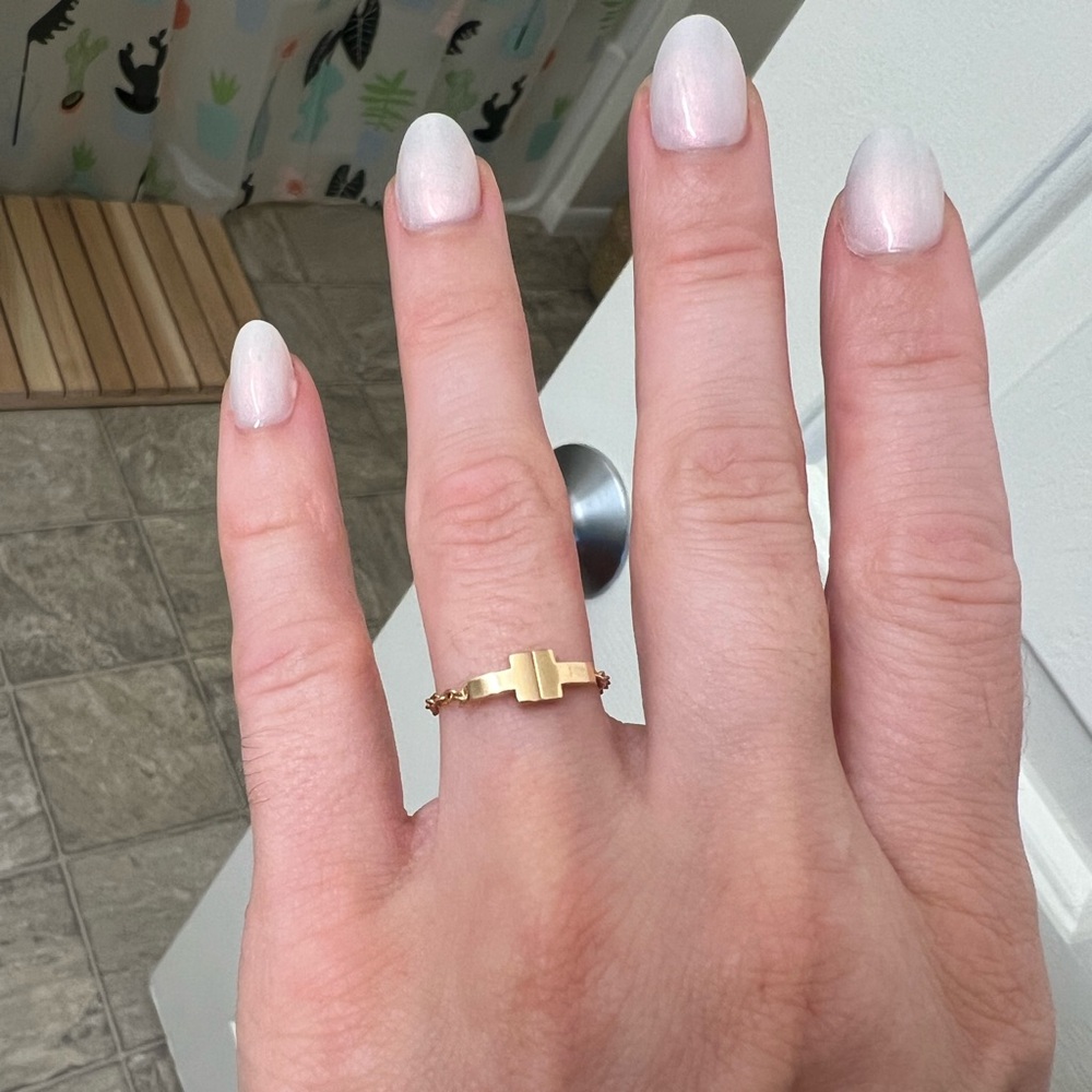 Tiffany Rose gold T ring